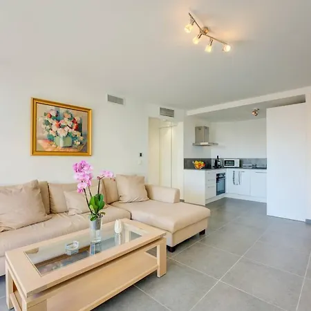 Apartment Sun Paradise, Monaco, Sea View, Grimaldi Forum, Pool, Parking Beausoleil